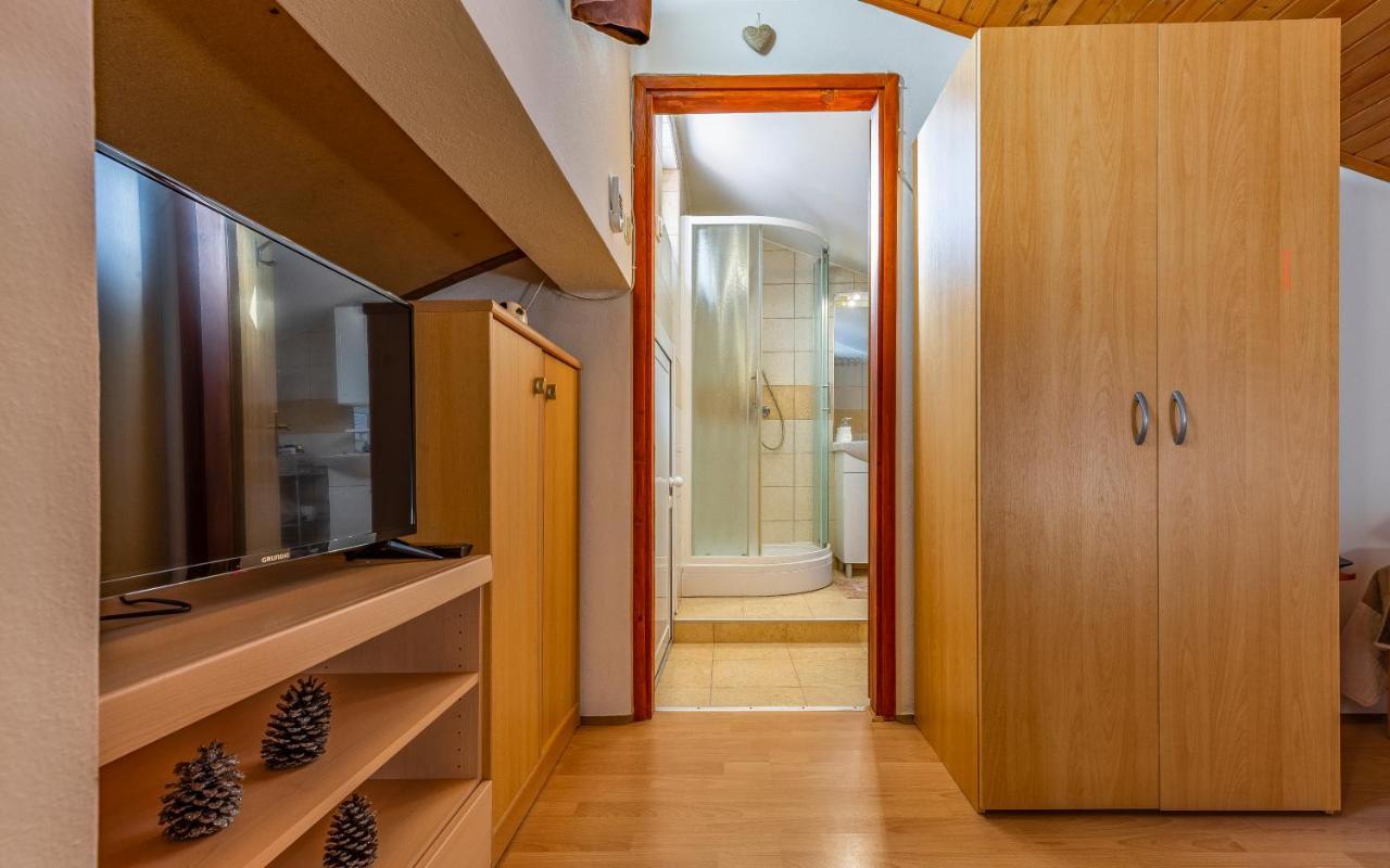 Sweet House With Free Parking Villa Pula Ngoại thất bức ảnh